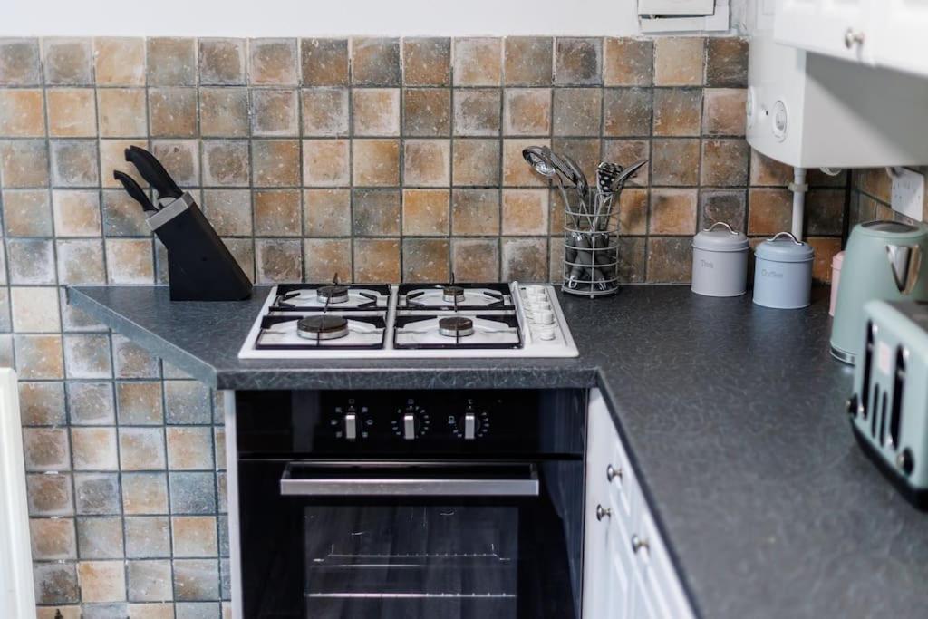 Weekly Monthly Deal-4 Beds-Large House-Driveway By Lima Apartments Ltd Bornemouth Extérieur photo